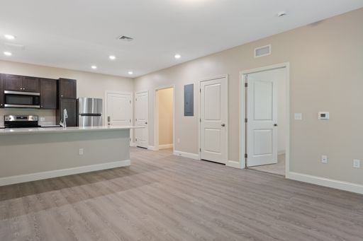 Oversized one bedroom