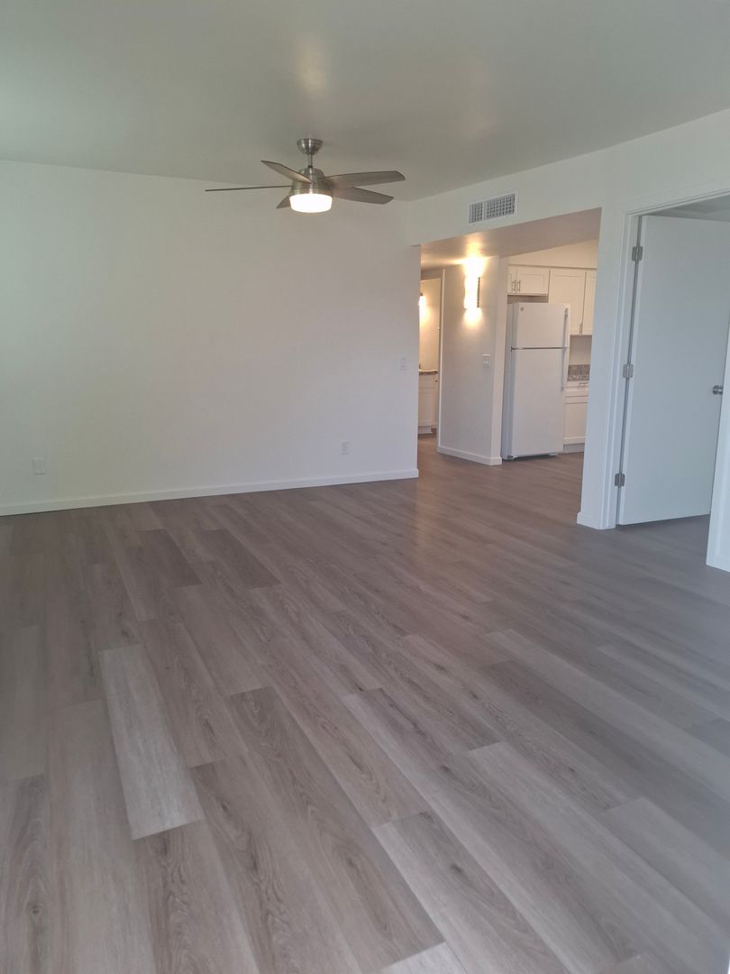 Tucson Apartment: 9009 E Broadway