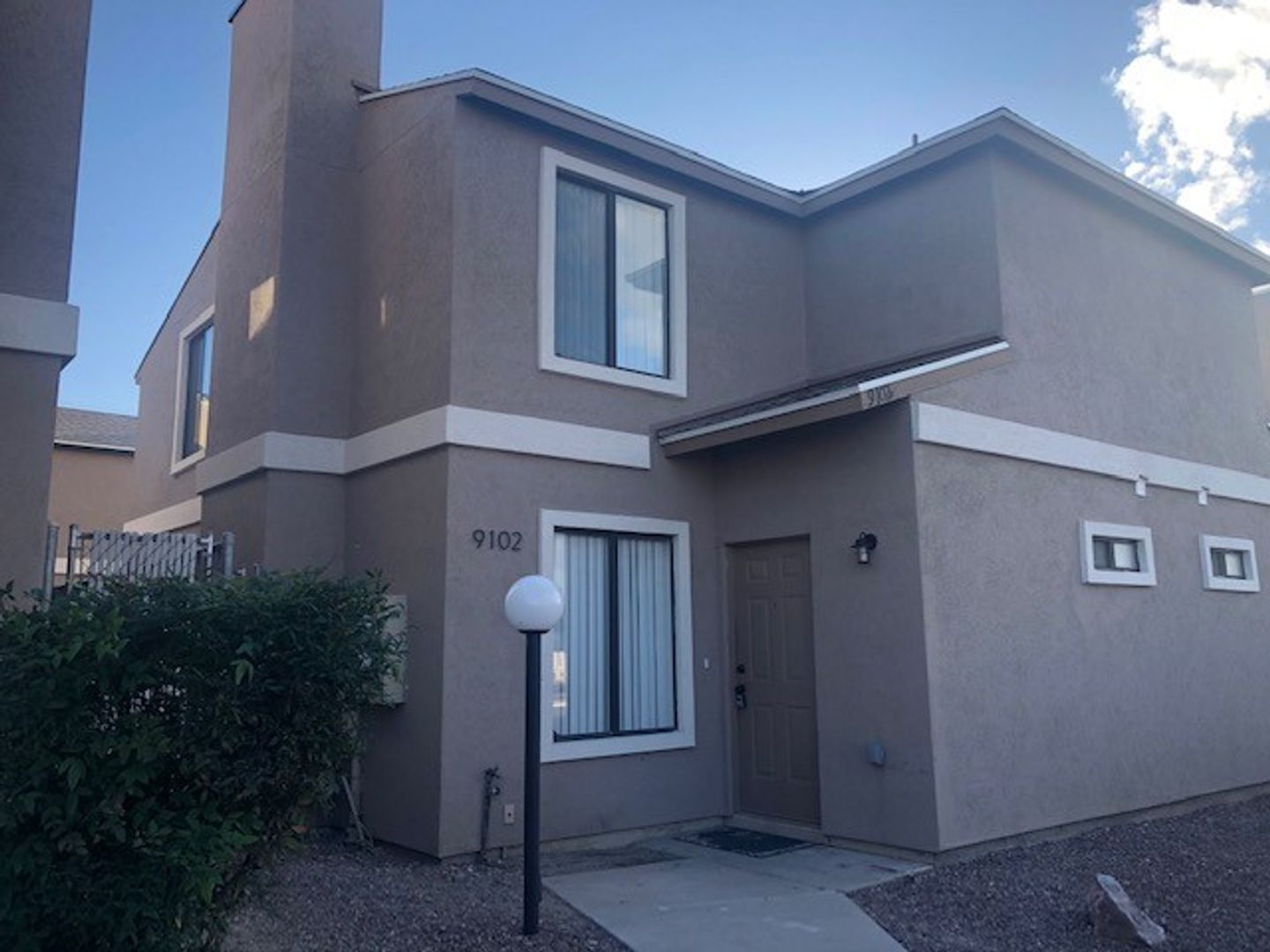 Tucson Apartment: 9111 E Broadway