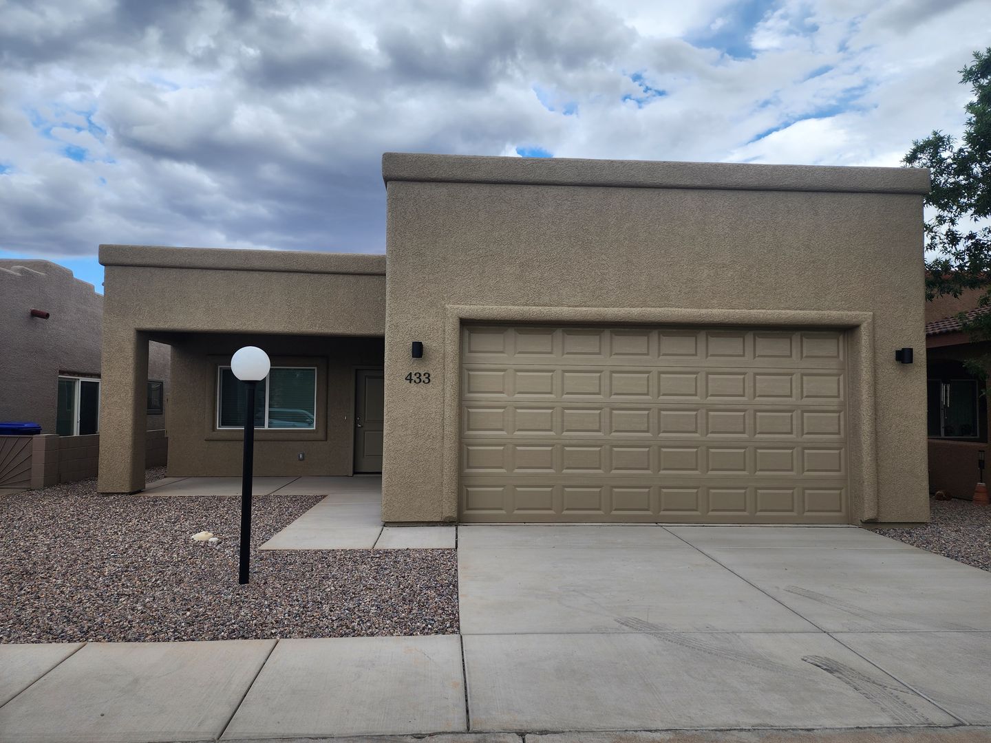 Sierra Vista Apartment: 526 S Clubhouse Lane