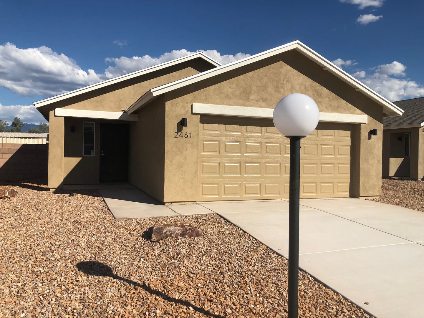 Tucson Apartment: 8315 E Golf Links