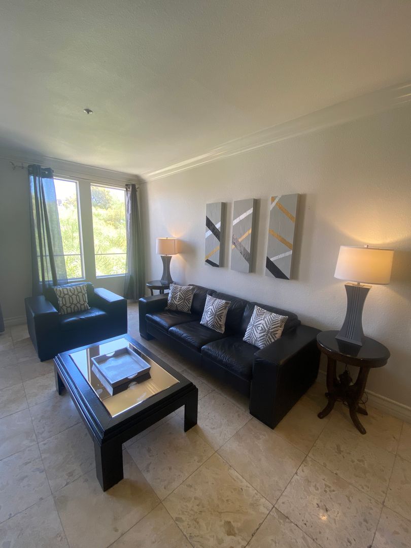 Las Vegas Condo: 230 E. Flamingo Rd.