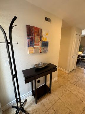 Long or short term! Amazing 2 bedroom with den at the fabulous Meridian Private Residences – photo 1