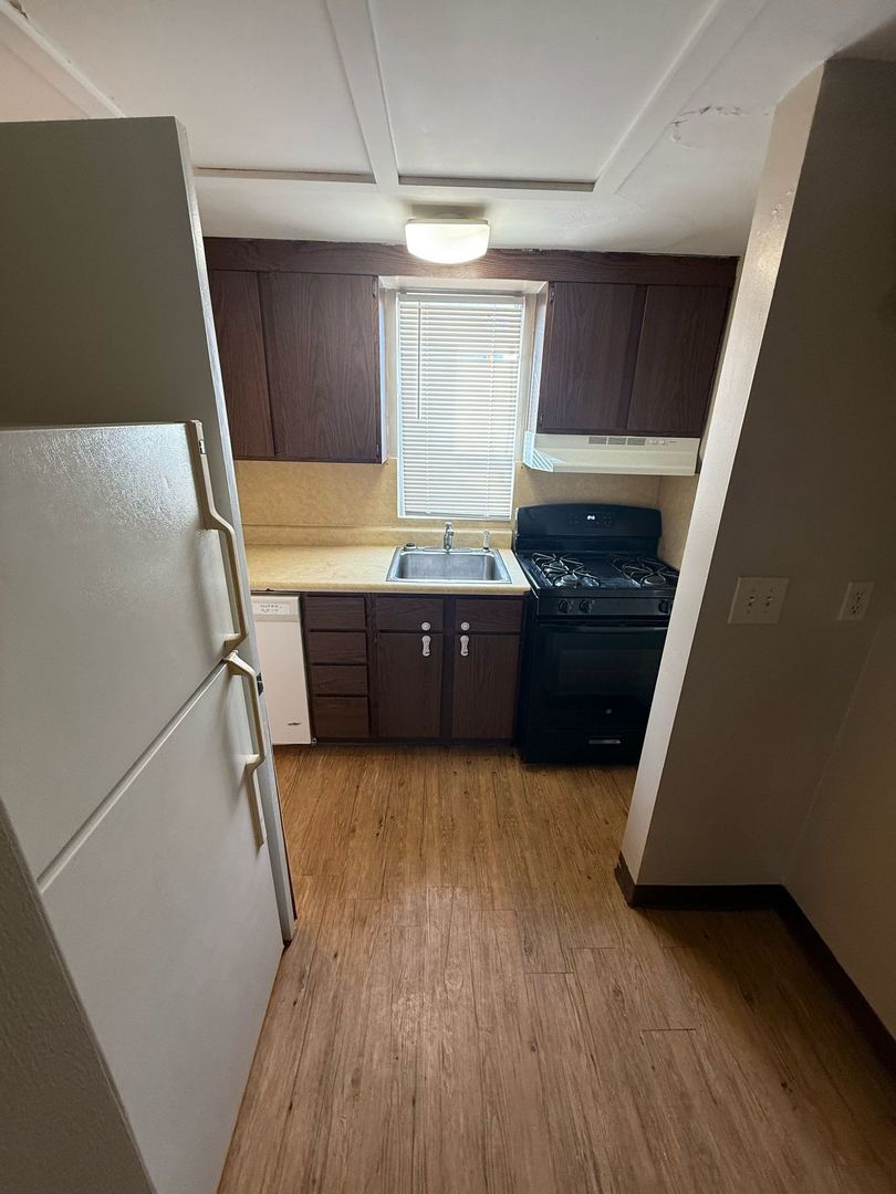 Bloomington Apartment: 1406 Kurt