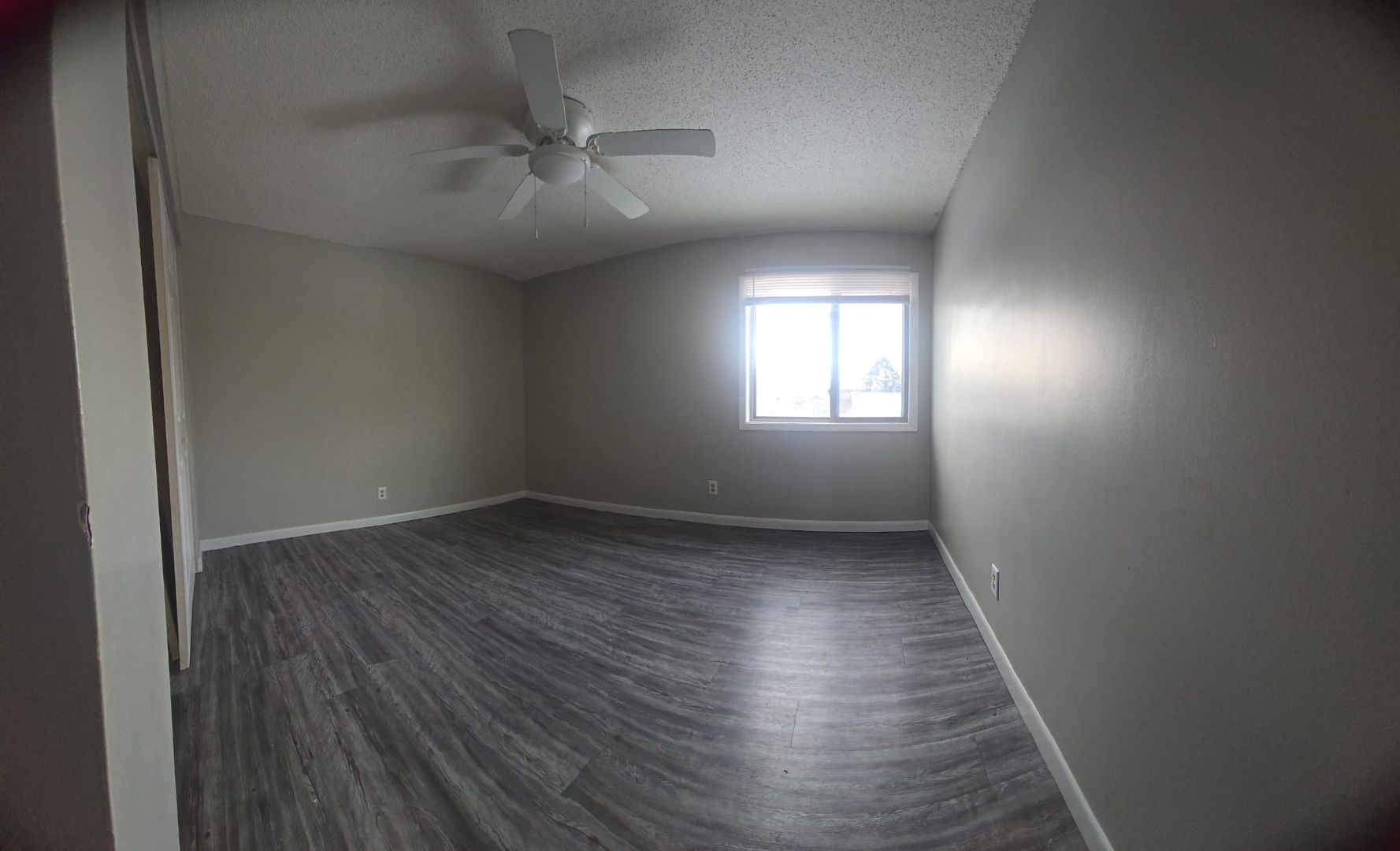 Bloomington Apartment: 318 Riley Dr.