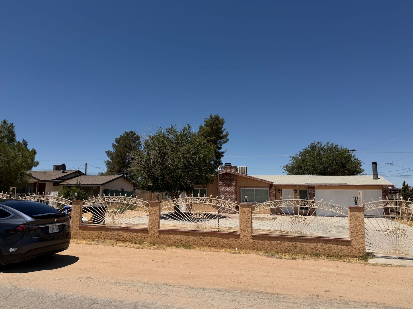 Apple Valley House: 14136 Osage Rd