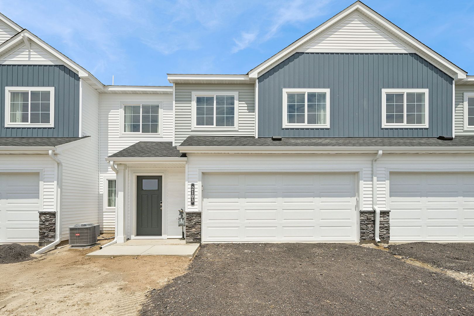 Montrose Townhome: 2018 Apple Lane