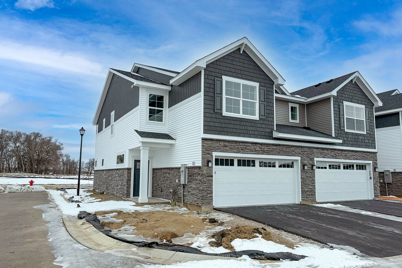 Corcoran Townhome: 19948 Hunters Ridge