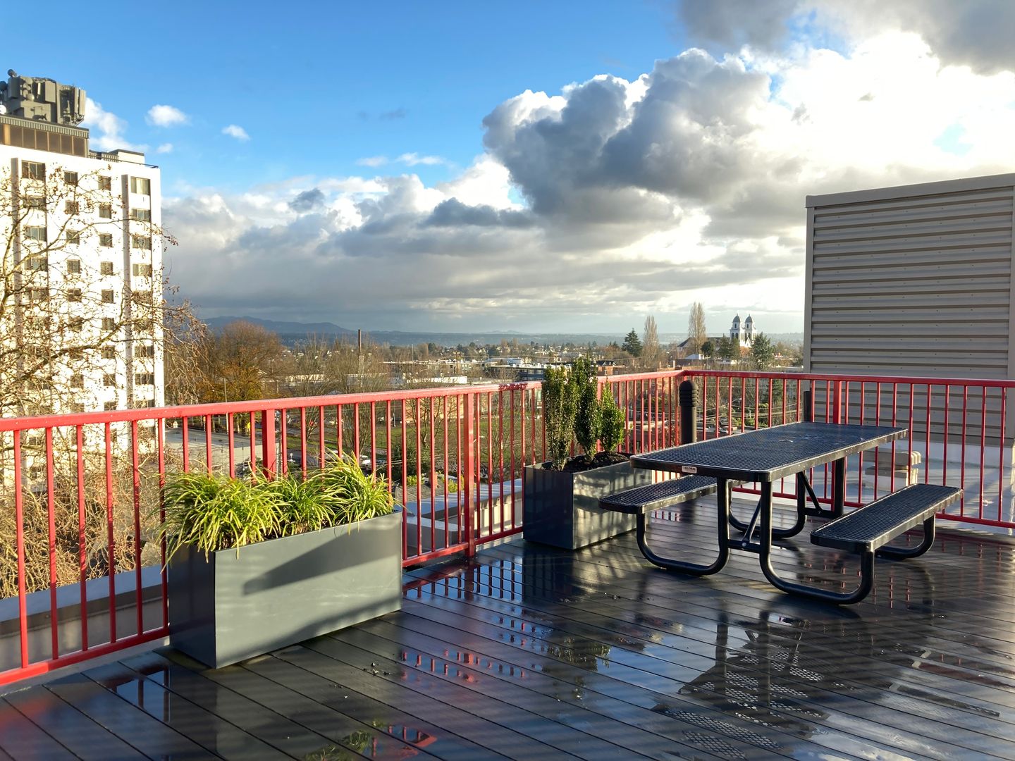 Roof deck at Mad Flats (8 of 8)