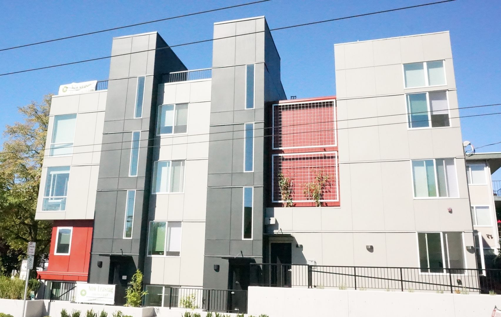 Seattle Apartment: 200 10th Ave E