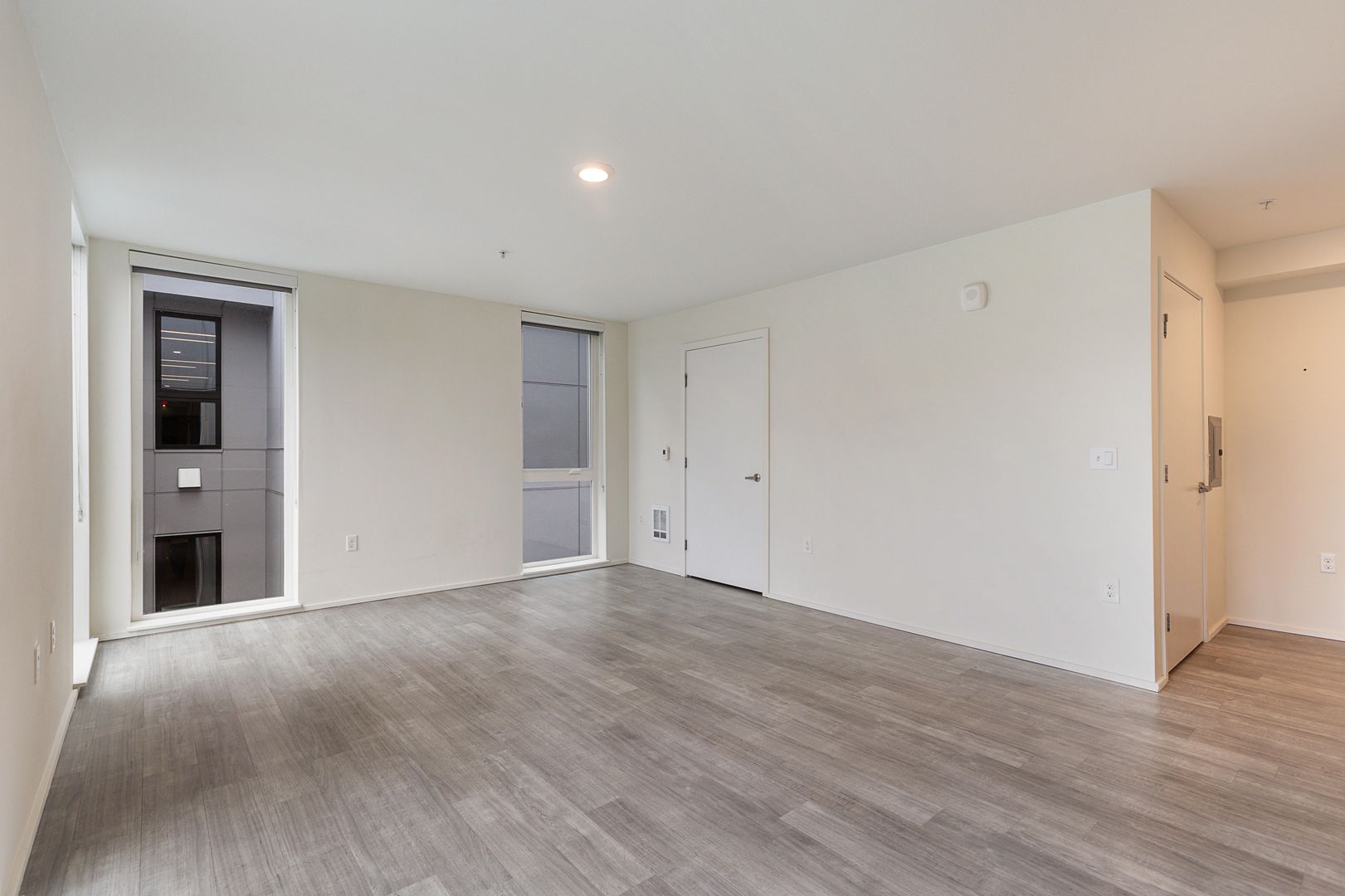 1404 Boylston 5 of 14