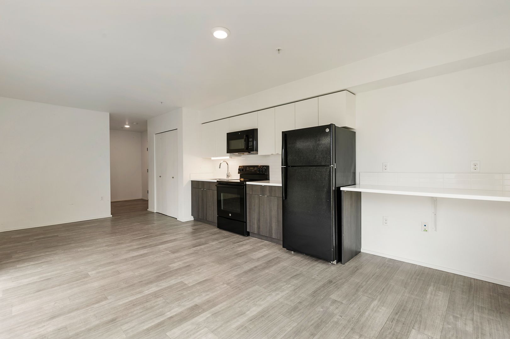 1404 Boylston 37 of 61