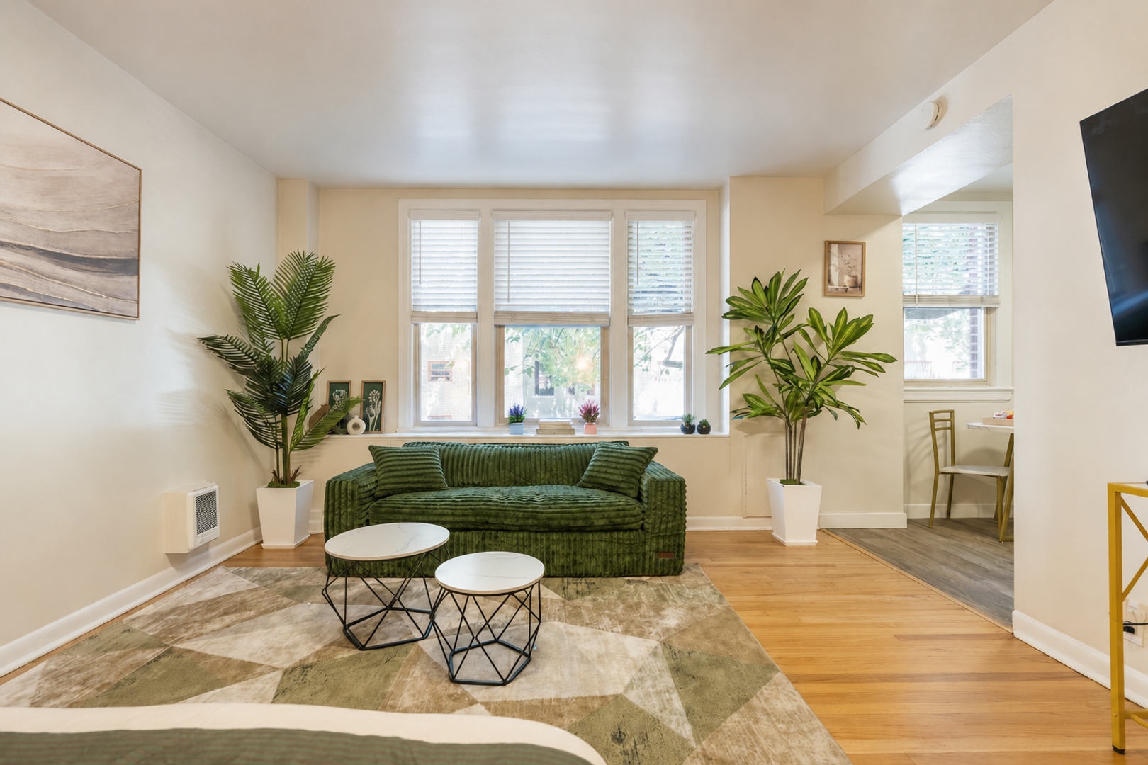 Stockbridge Apartments 6 of 12