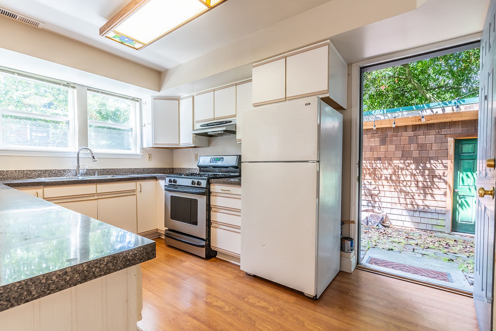SEATTLE House: 117 11th Ave E