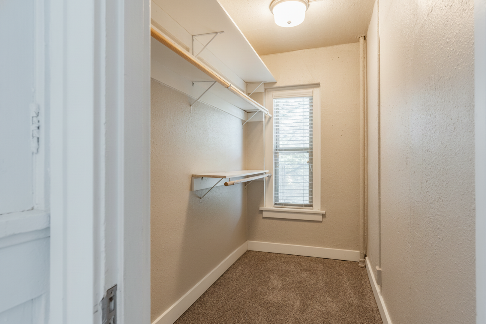 Granada Apartments 5 of 10