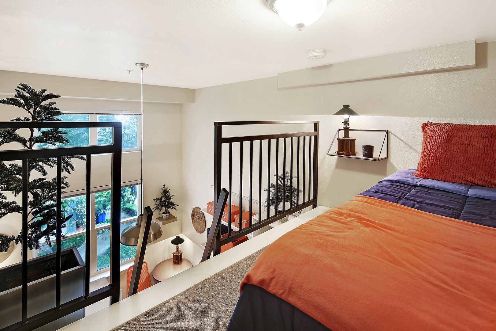 Seattle Apartment: 5611 17th Ave NW