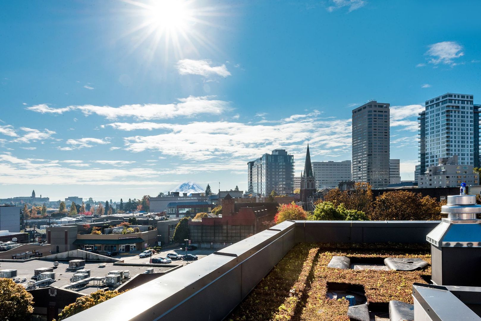 Roof deck at Pike Flats (6 of 8)