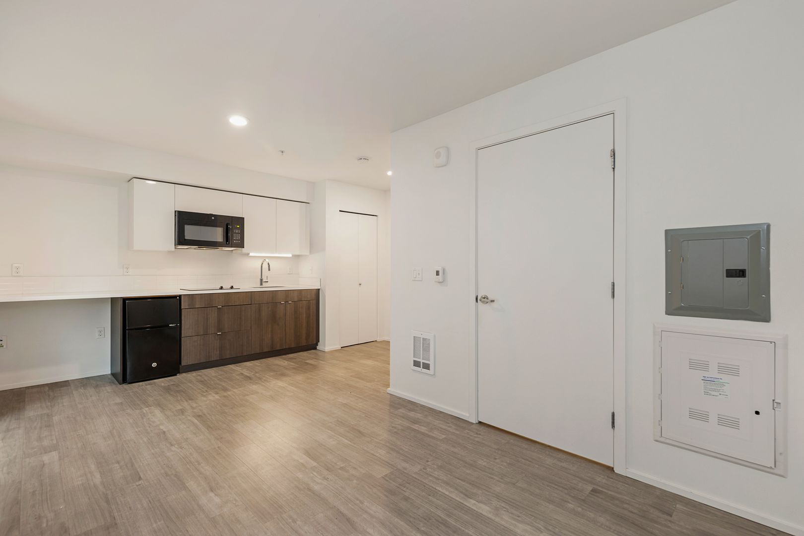 1404 Boylston 53 of 61