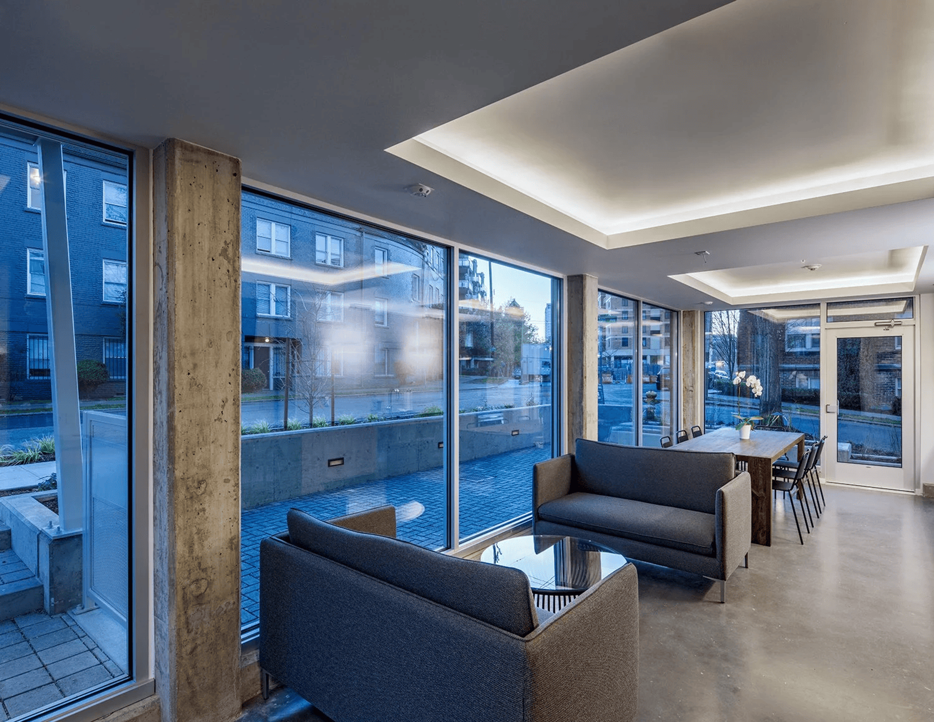 1404 Boylston 6 of 12