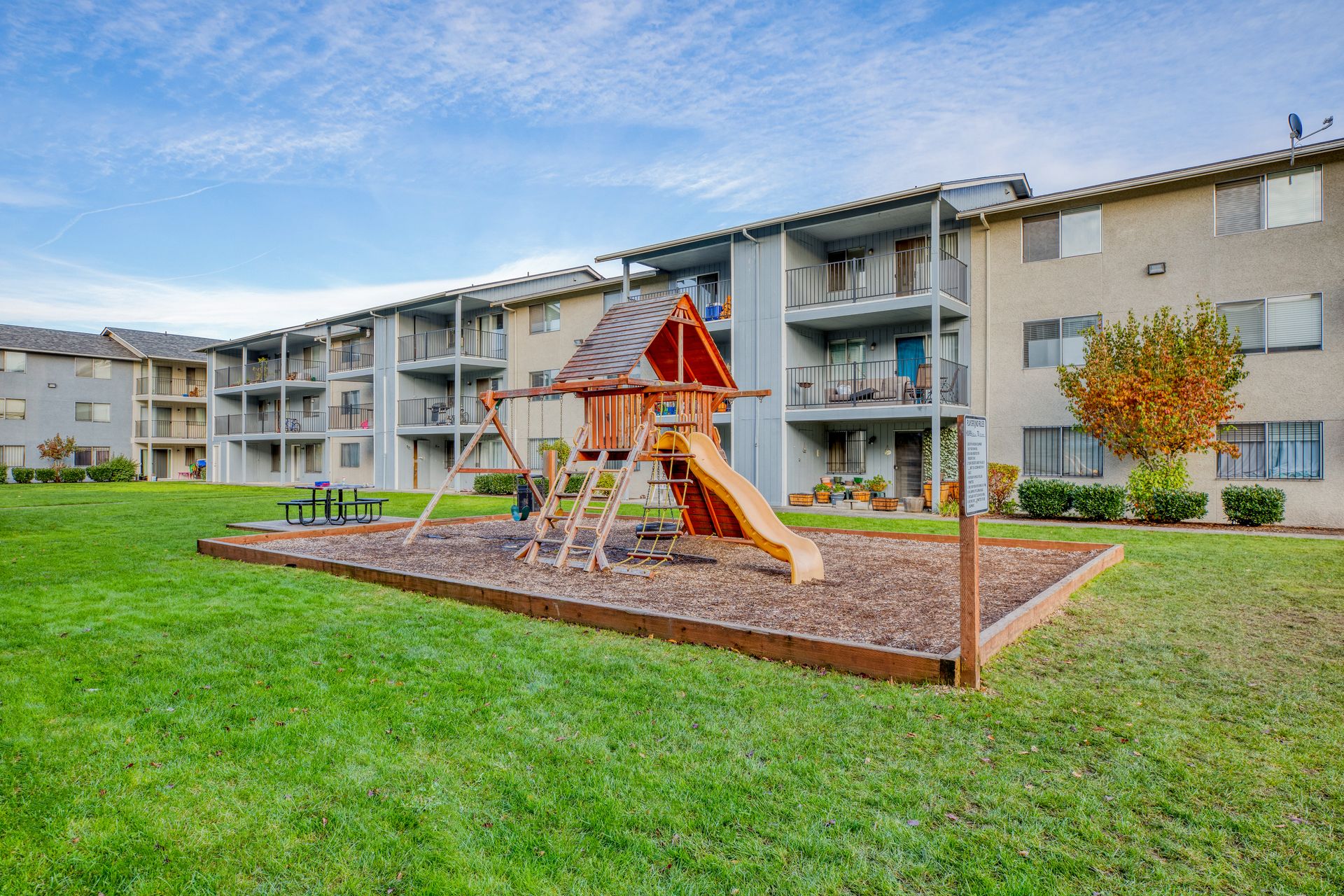 Alta Apartments 2 of 12