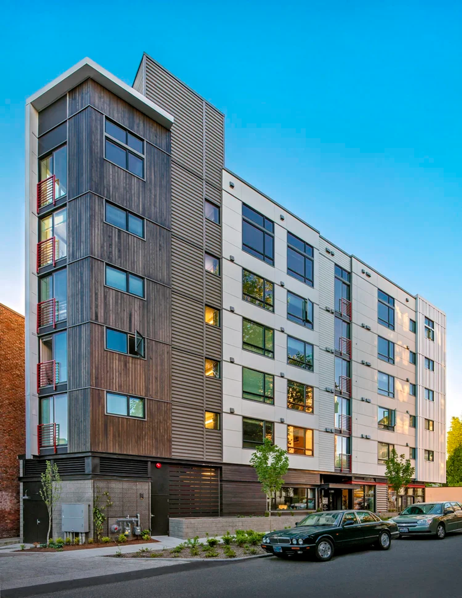 Seattle Apartment: 1523 E Madison St