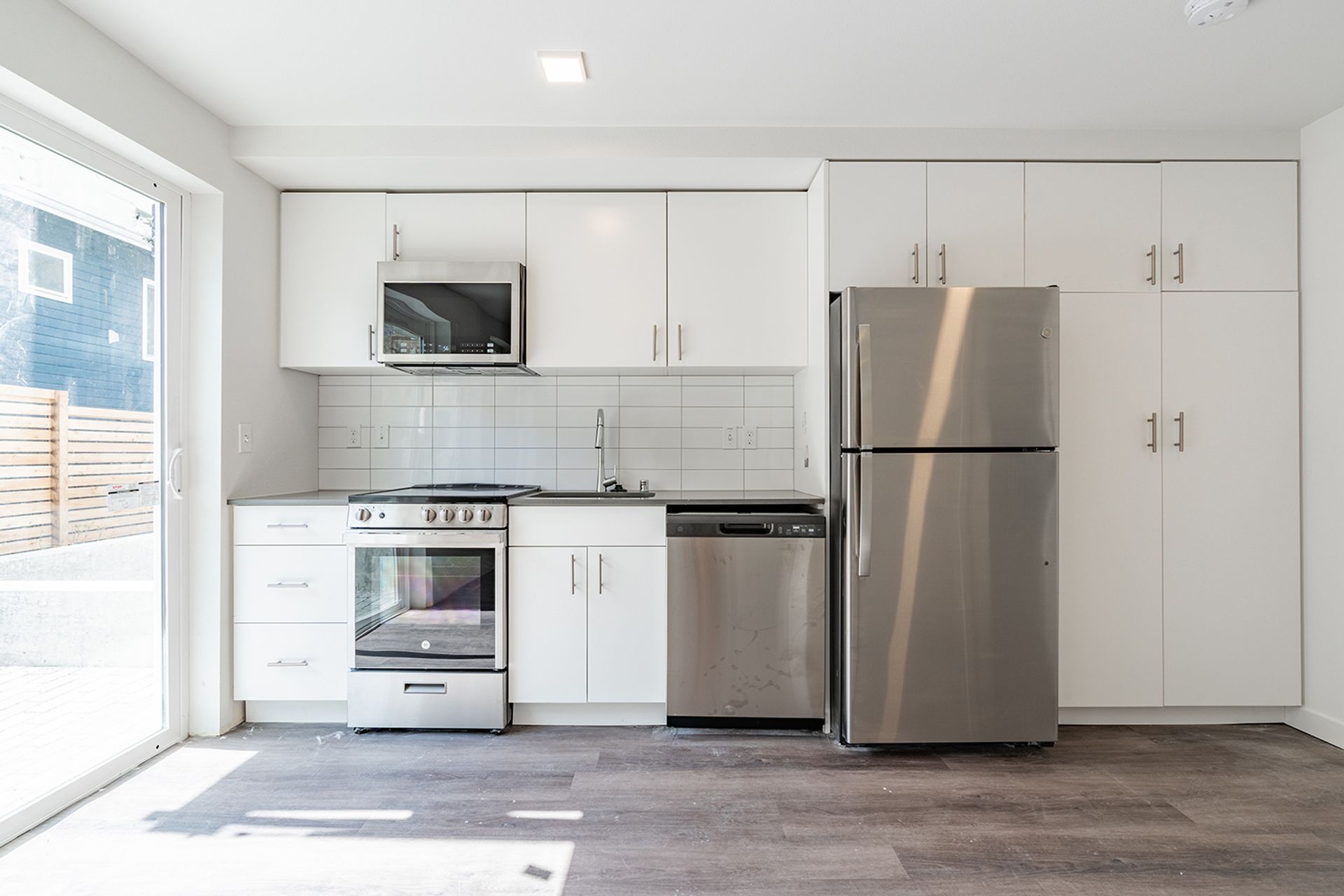 Seattle Apartment: 355 15th Ave