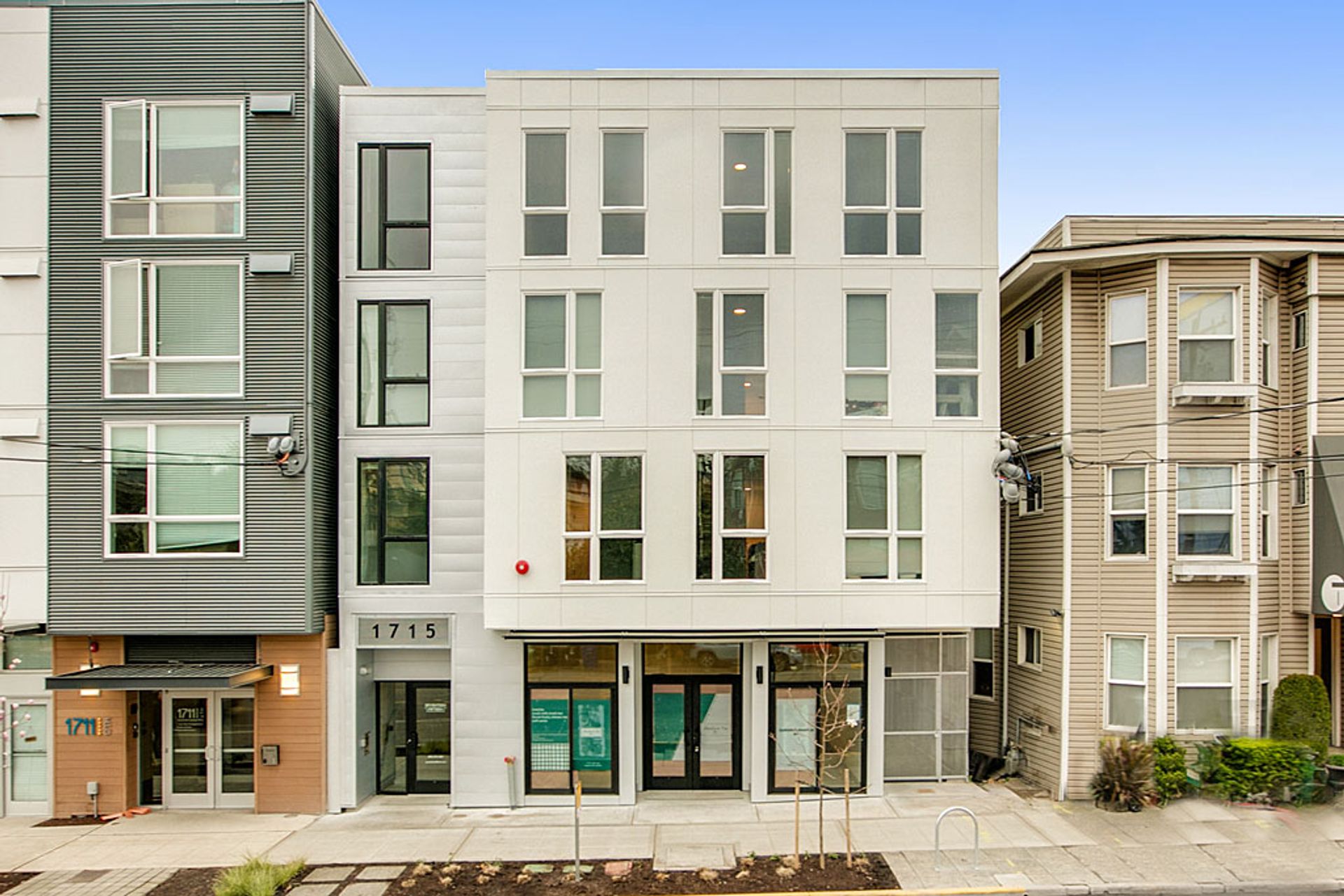 Seattle Apartment: 1715 12th Ave