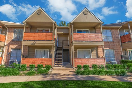 2 Bedroom Apartment – 9401 Coventry Square Dr., Houston, TX 77099