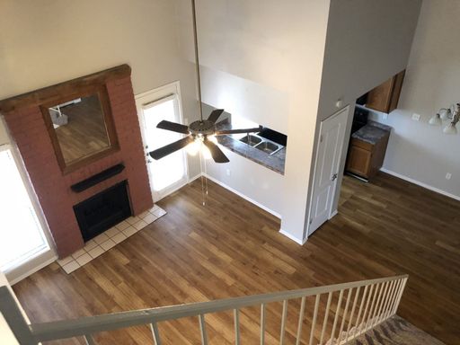 Spacious 2 bedroom 2 bathroom 1033 sq. ft. Apartment – photo 1