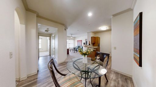 Fully Furnished 2 bedroom 2 bath 996 sq. ft - B2 – photo 1