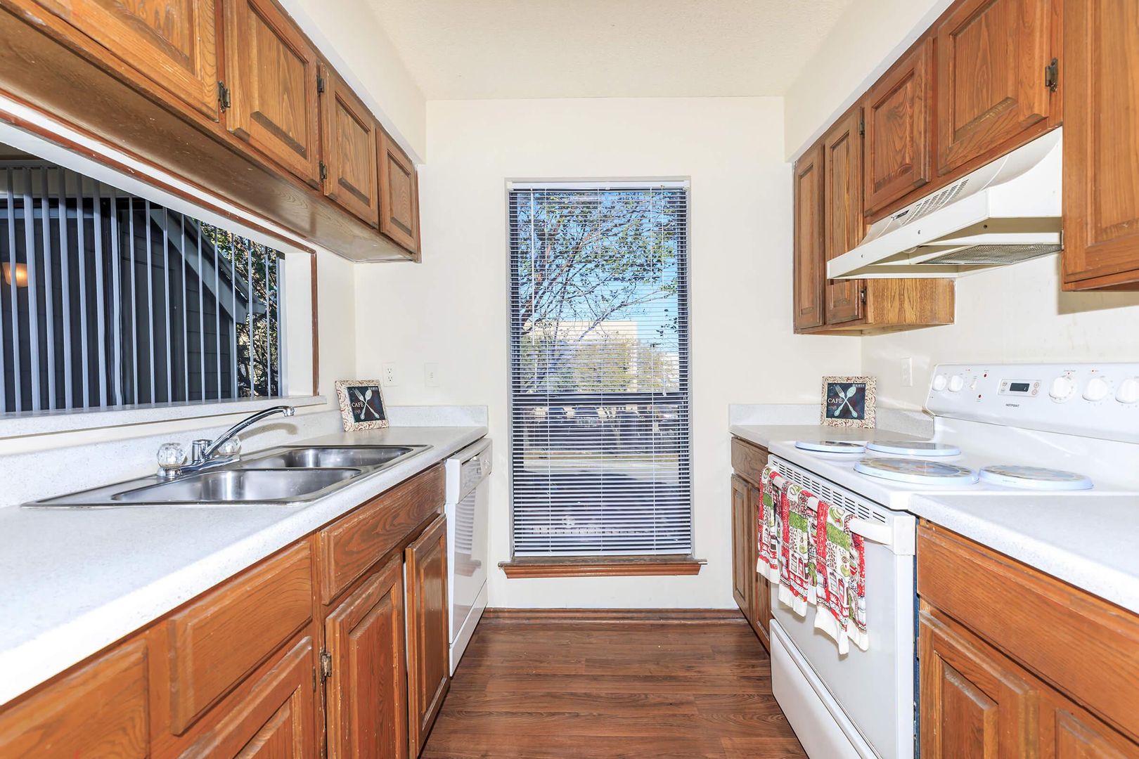 San Antonio Apartment: 3400 Northeast Pkwy