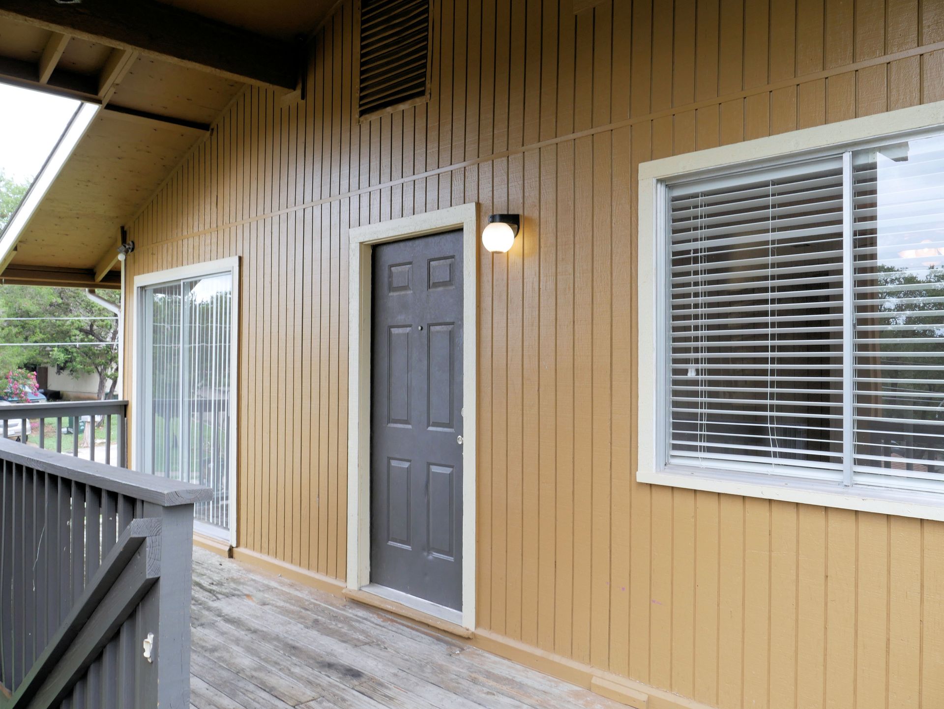 San Marcos Apartment: 1007 A&B Girard Street