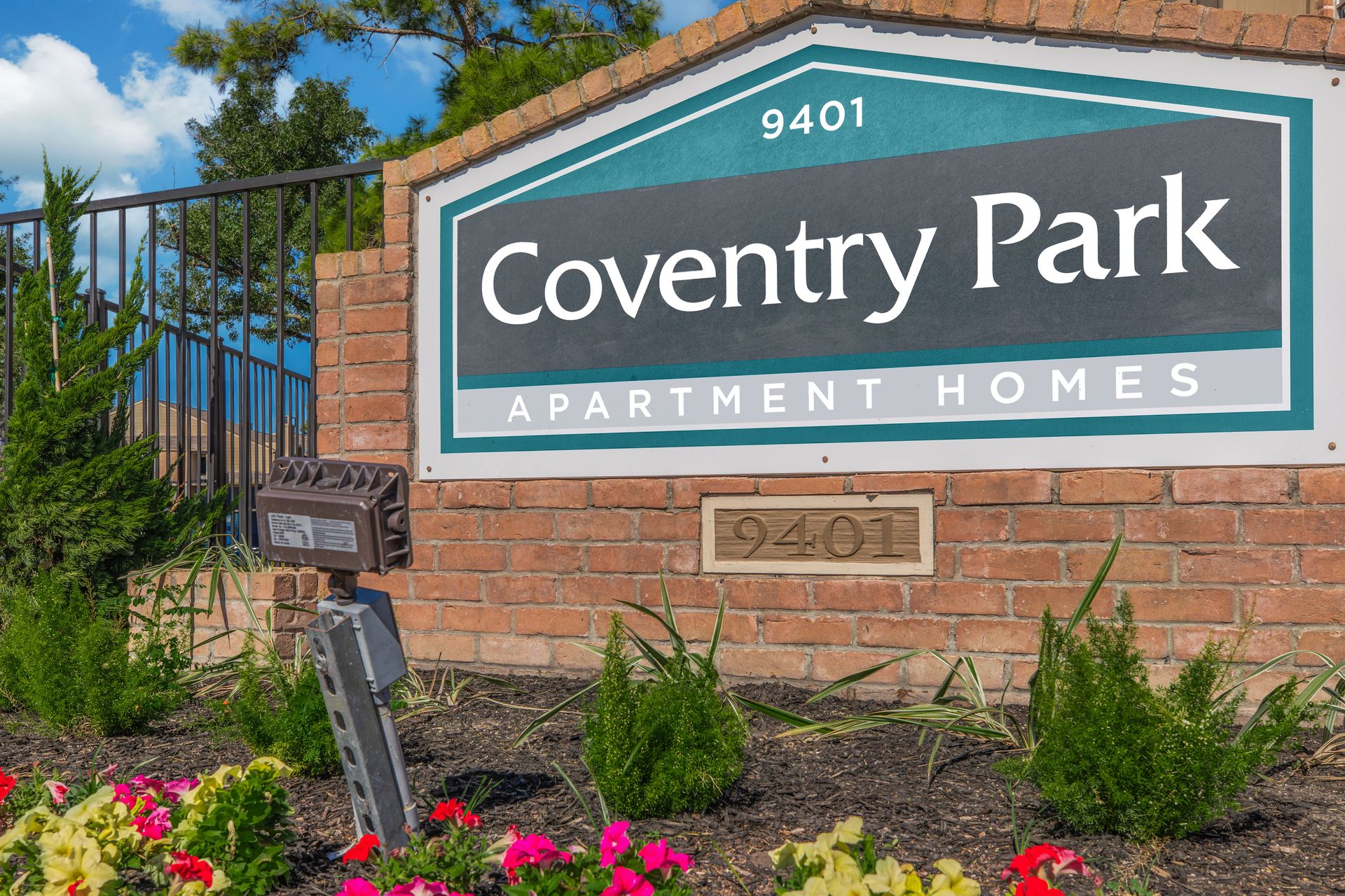 Houston Apartment: 9401 Coventry Square Dr.