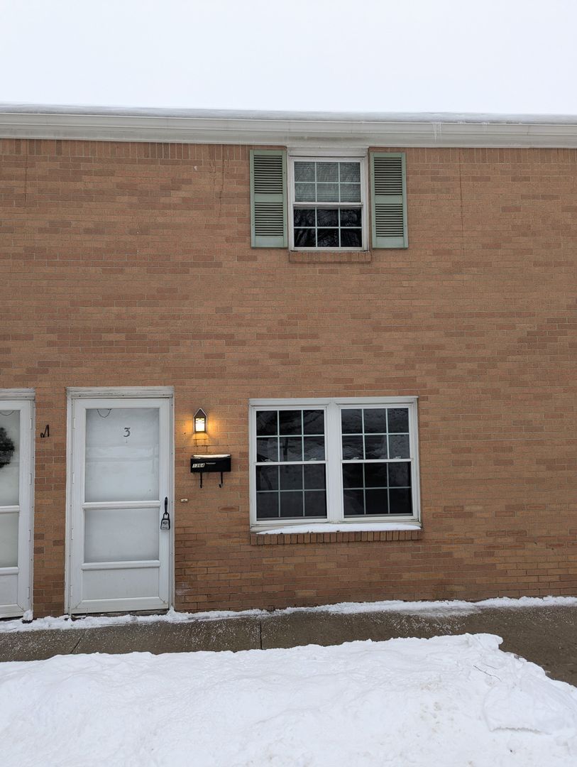 Bridgeville Apartment: 1362-1372 Bower Hill Road