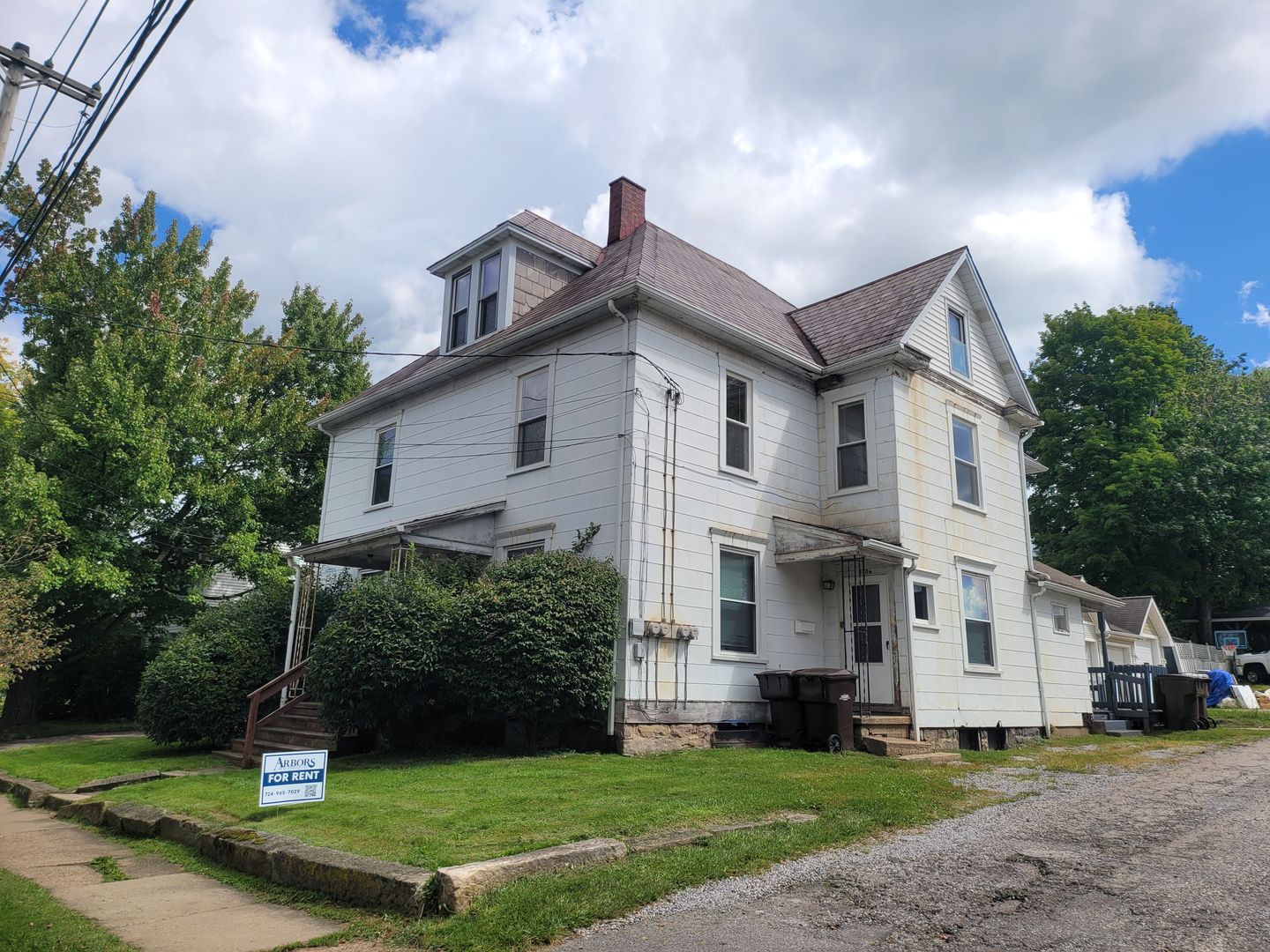 Grove City Apartment: 308-310 Elm Street