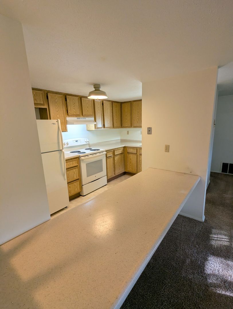 Bridgeville Apartment: 1112-1120 Bank Street