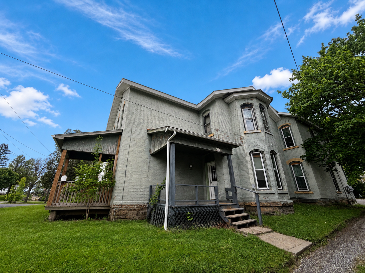 Grove City Apartment: 515 S Center Street
