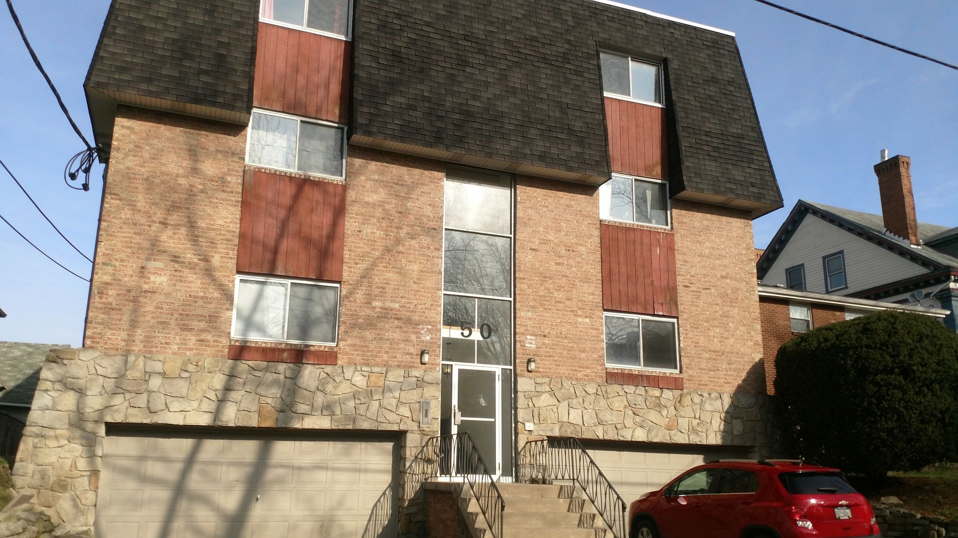 PITTSBURGH Apartment: 50 S EUCLID
