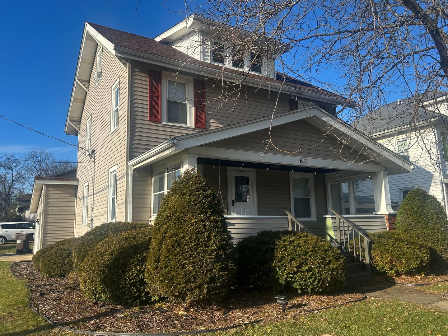 Grove City House: 611 Spring St.