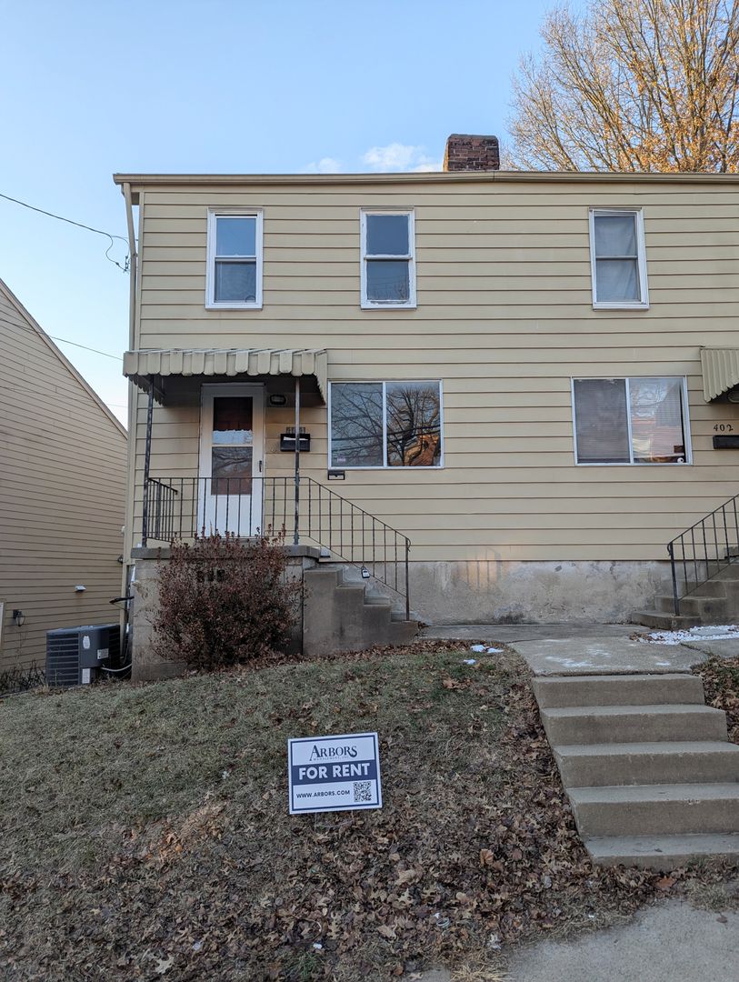 Pittsburgh Apartment: 402/404 Sweetbriar Street