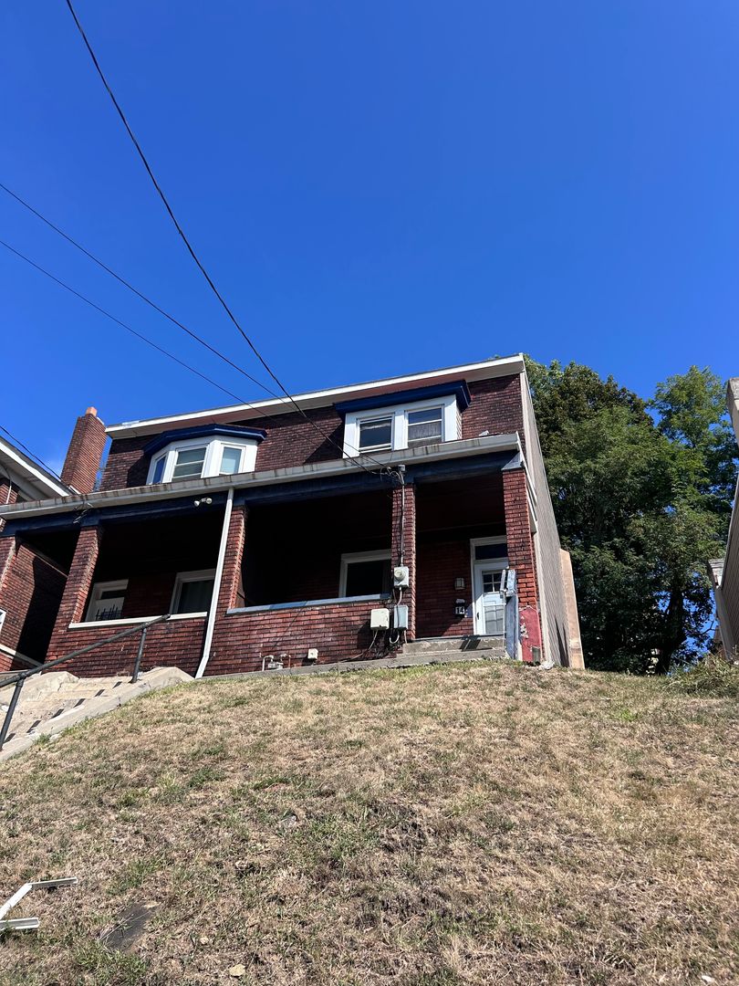 Pittsburgh Apartment: 12 -14 Bonvue Street