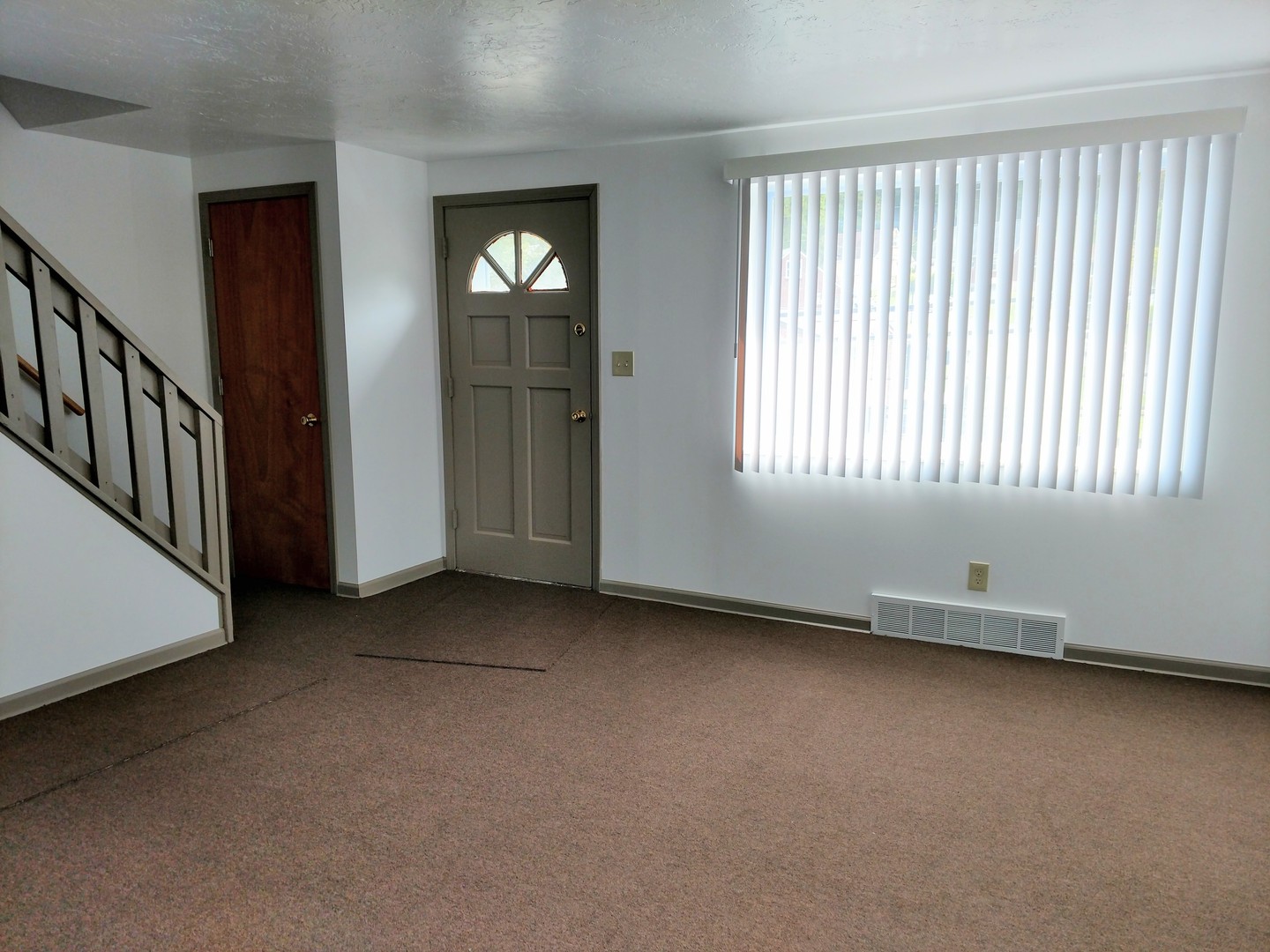 Pittsburgh Apartment: Northview/Universal