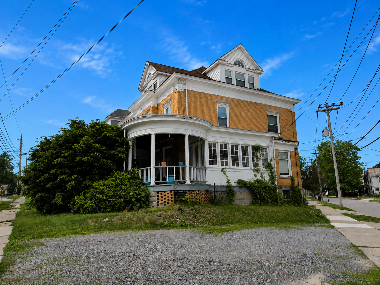 Grove City Apartment: 507 S. Center Street
