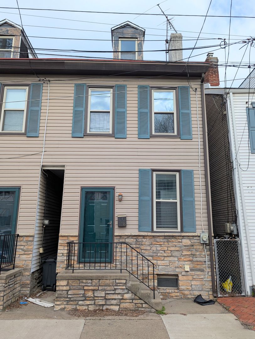 Pittsburgh Townhome: 118-120 S 25th Street