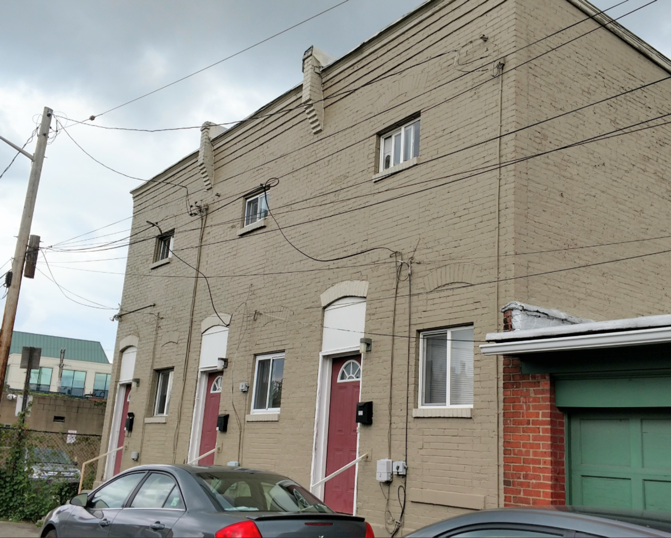 Pittsburgh Townhome: 218 Joliet Way