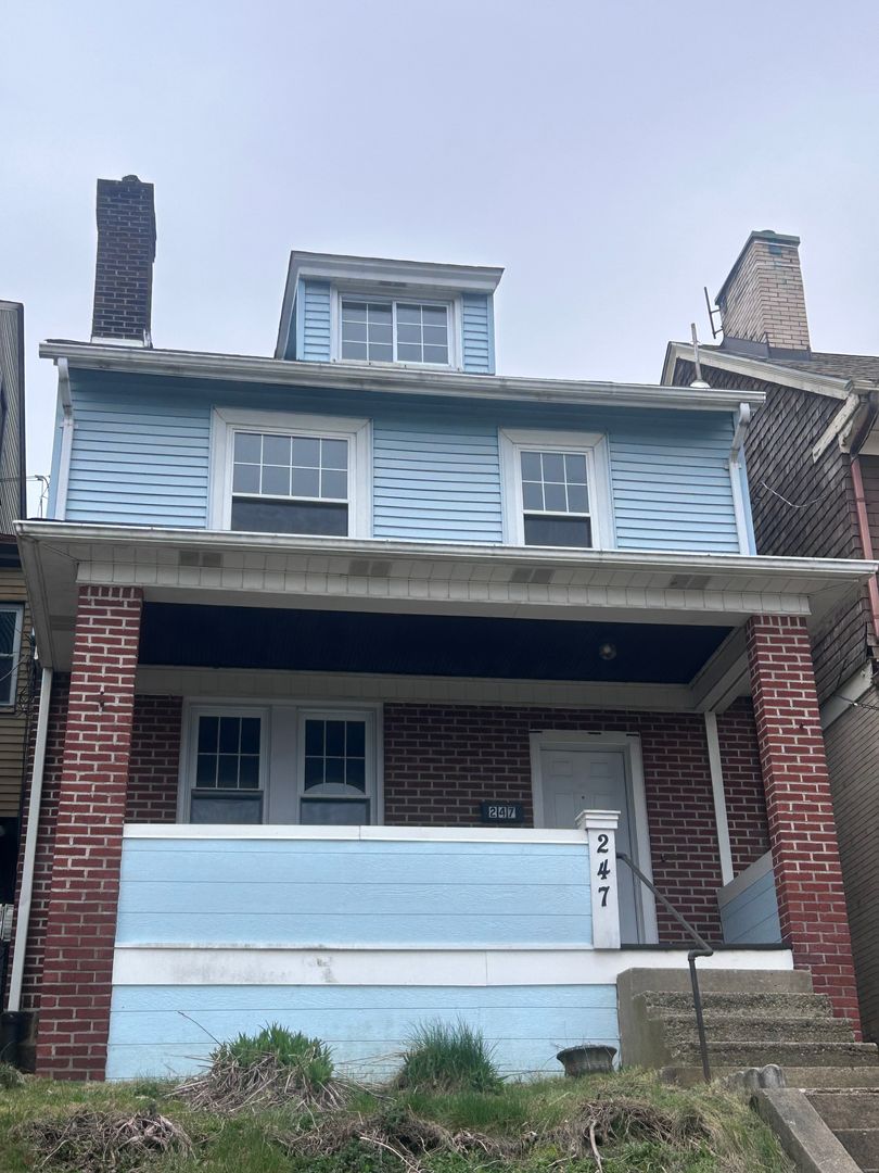 Pittsburgh Apartment: 247 Watson Blvd.