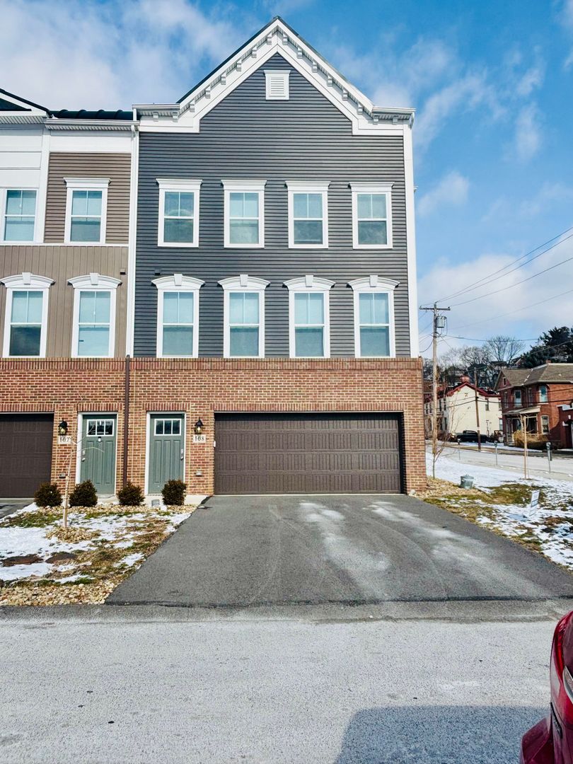 Canonsburg Townhome: 108 Loubell Drive