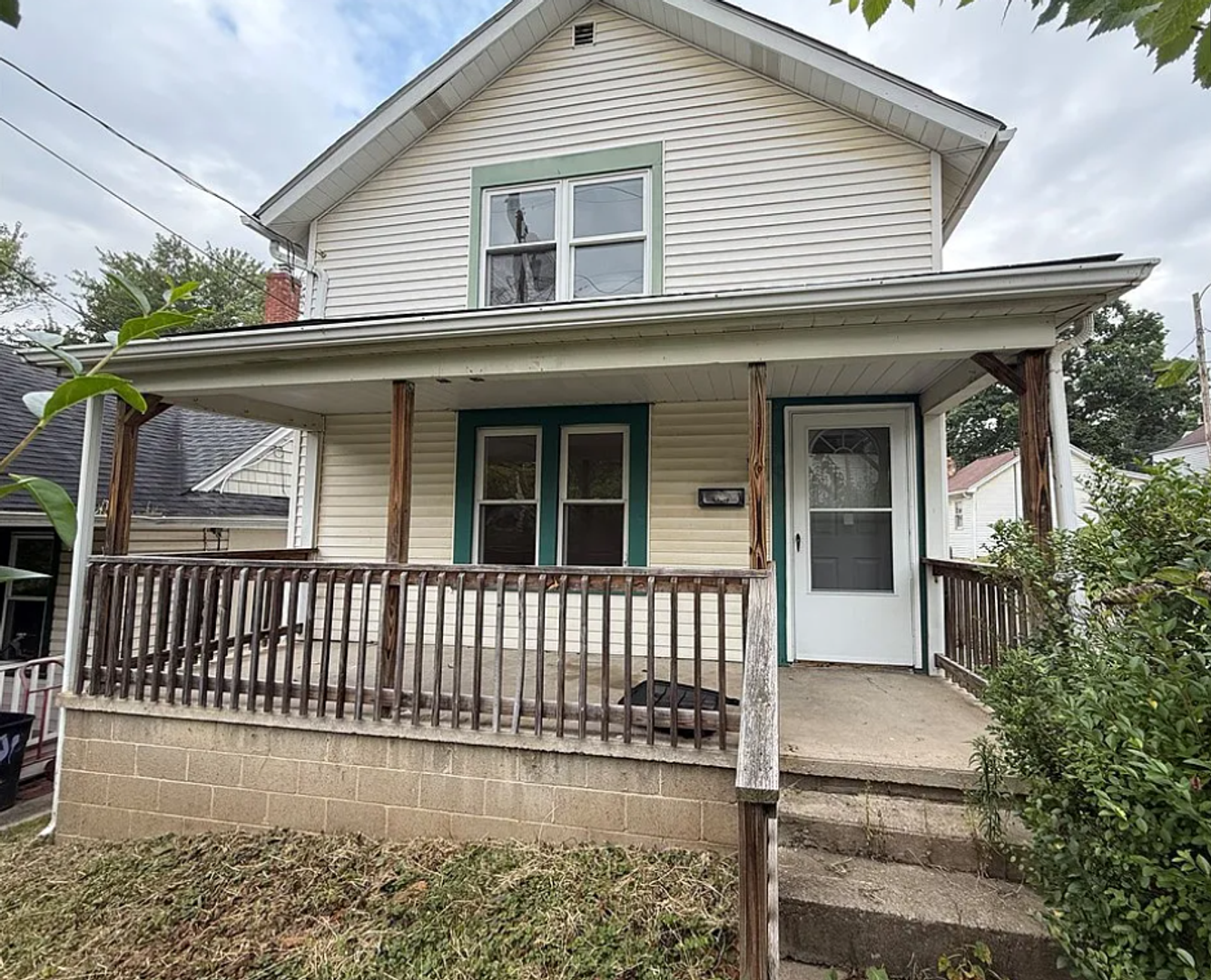 Washington House: 37 Rural Ave