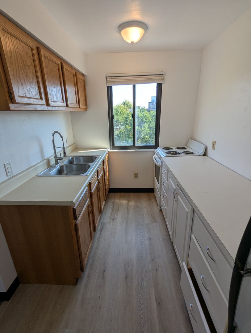 Pittsburgh Apartment: 420 S. Graham Street