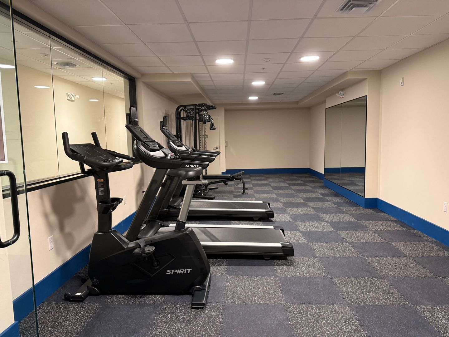 Gym at gra200 (3 of 5)